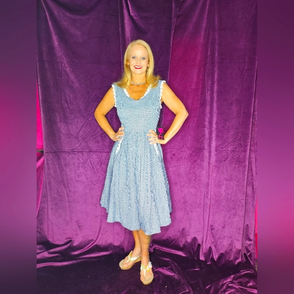 Unique Vintage Barbie Dress Barbiecore - Picture 6 of 8